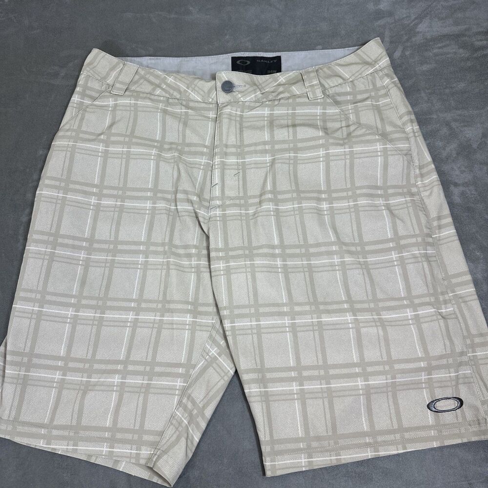 Oakley Golf Shorts 34 Men’s Performance Plaid Sports Casual Tan